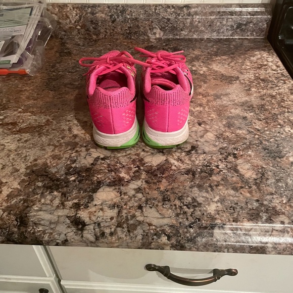 Ladies size 9 Nike Zoom Structure running shoes - Picture 3 of 9